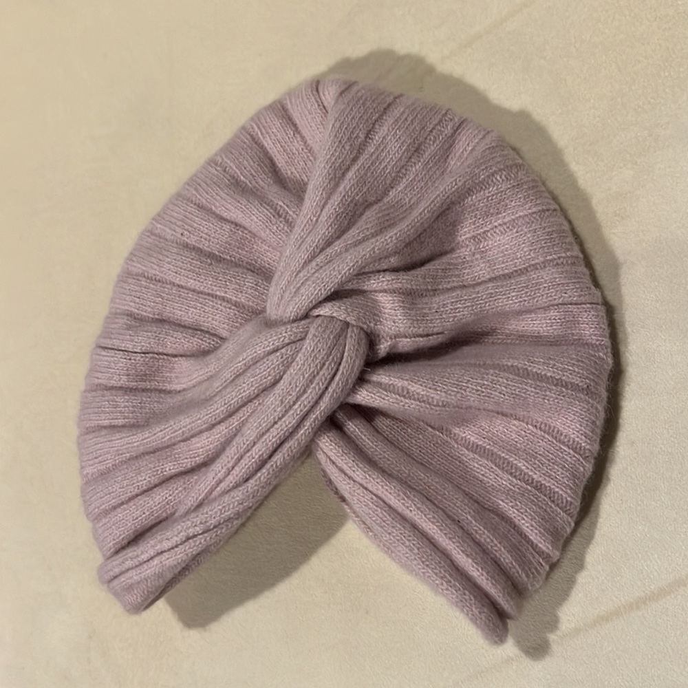 SOLD Miu Miu Cable Knit Wool/Cashmere Turban Style Hat  One Size - Picture 5 of 10
